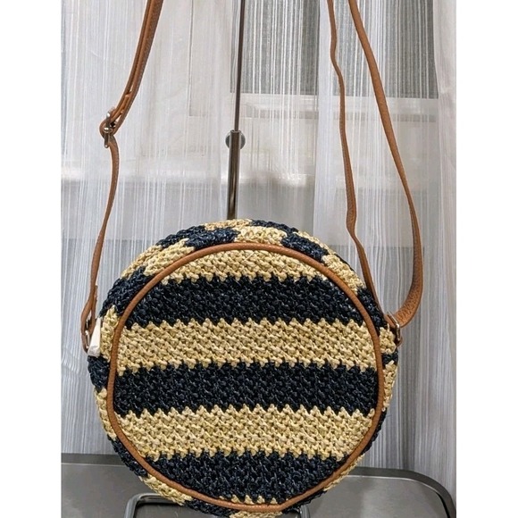 Thirty-One Jewell Round About Straw Crossbody Bag. Blue/Tan Stripe Discontinued - Picture 1 of 6